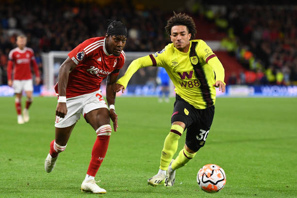 表现始终稳 表现始终稳