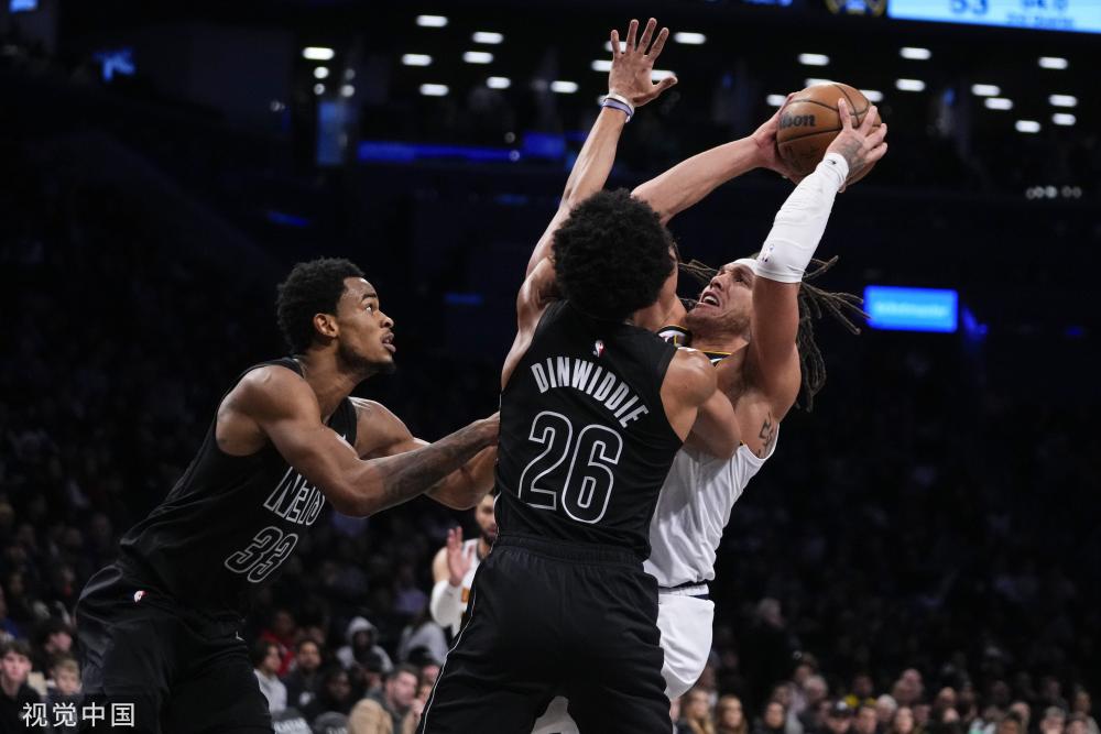 正试图在土 正试图在土