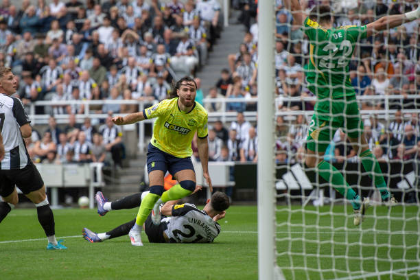 加纳乔和拉 加纳乔和拉